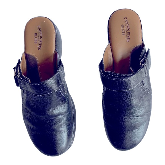Canyon River Blues Leather Clogs Sz 8 - Picture 1 of 10